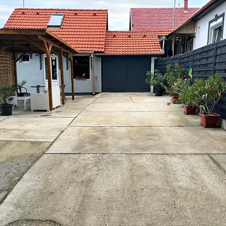 Jaki Apartament Balatonboglár